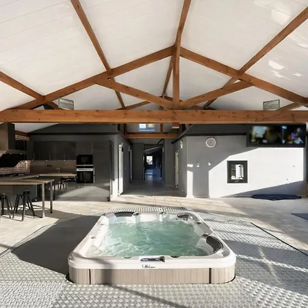 Villa Piscine Et 30 Minutes De Rouen